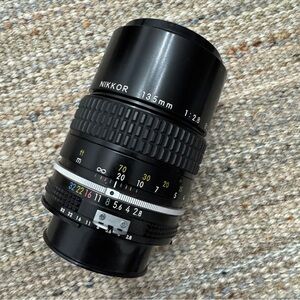 Nikon 135mm f/2.8 Nikkor Telephoto Prime Lens